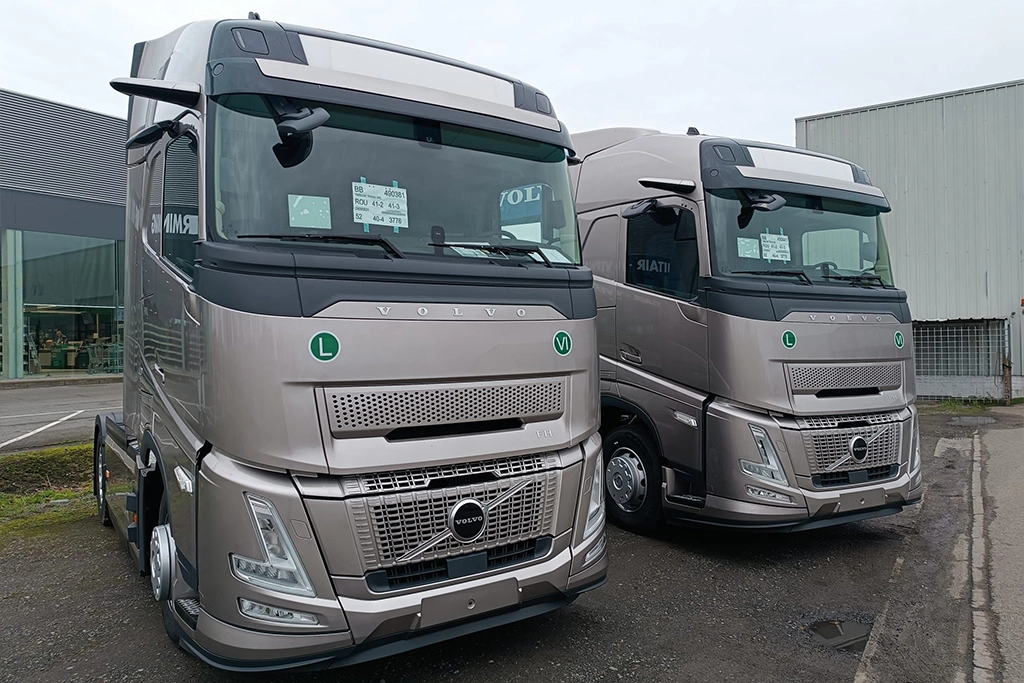 Camioane Volvo de ultima generatie din flota de transport a companiei Timscor